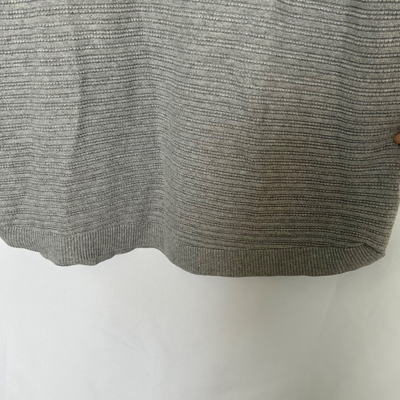 Hilary Radley Grey V-Neck Ribbed‎ Knit Sweater - XL - Picture 7 of 9